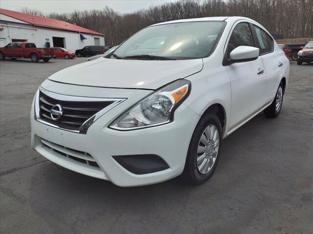 2015 Nissan Versa in Warren, OH 44484 - 2138626