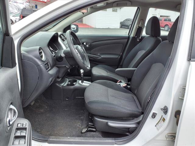 2015 Nissan Versa in Warren, OH 44484 - 2138626 5