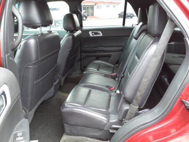 2013 Ford Explorer in Warren, OH 44484 - 2138627 5