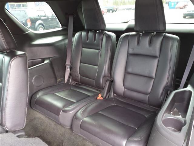 2013 Ford Explorer in Warren, OH 44484 - 2138629 8