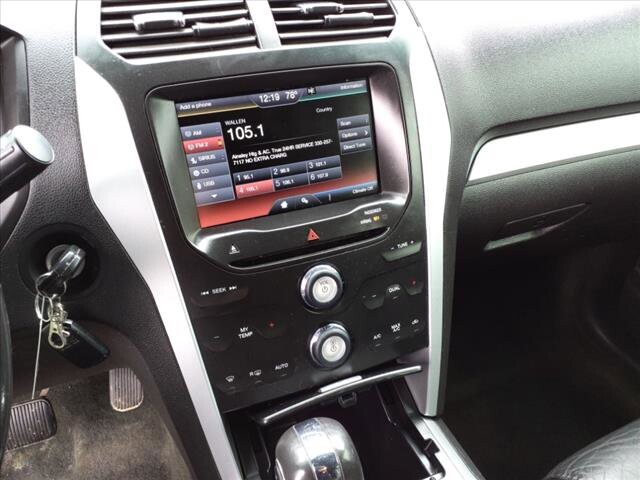 2013 Ford Explorer in Warren, OH 44484 - 2138629 10