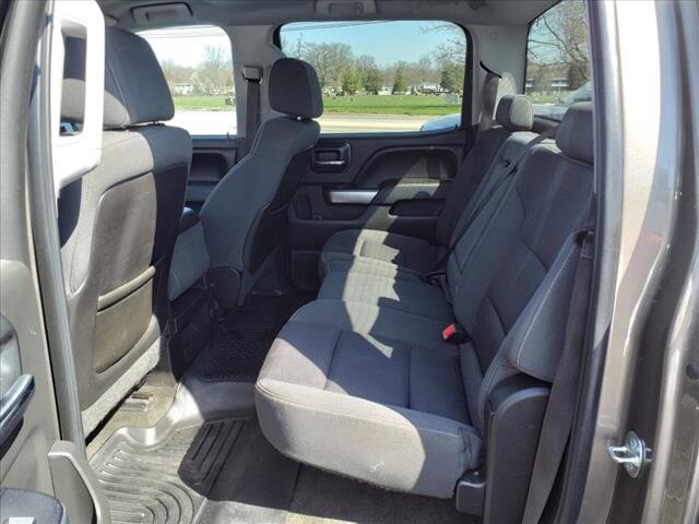 2015 Chevrolet Silverado 1500 in Warren, OH 44484 - 2140933 6