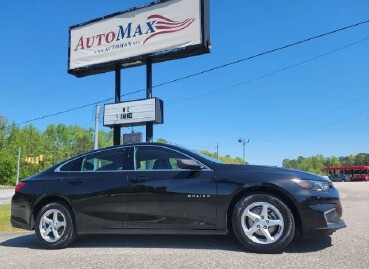 2018 Chevrolet Malibu in Henderson, NC 27536