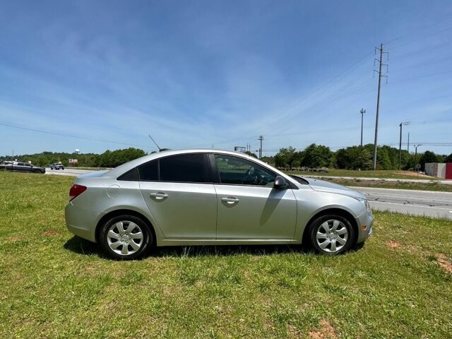 2016 Chevrolet Cruze in Commerce, GA 30529 - 2142530 36