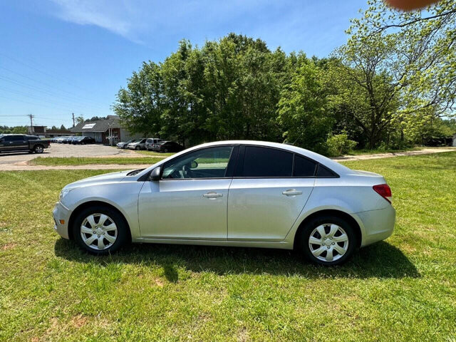 2016 Chevrolet Cruze in Commerce, GA 30529 - 2142530 7