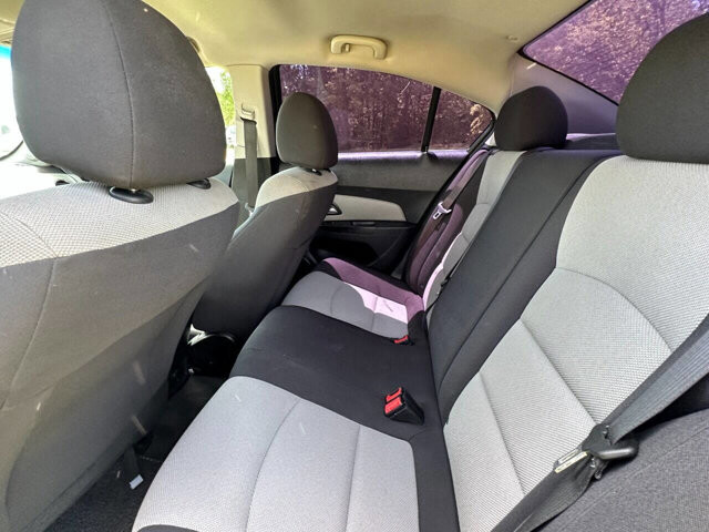 2016 Chevrolet Cruze in Commerce, GA 30529 - 2142530 27