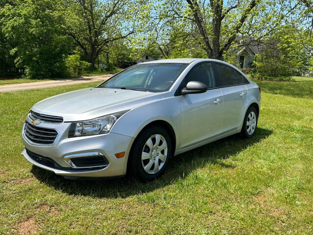 2016 Chevrolet Cruze in Commerce, GA 30529 - 2142530 2
