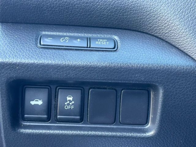 2017 Nissan Altima in Decatur, GA 30032 - 2142815 72