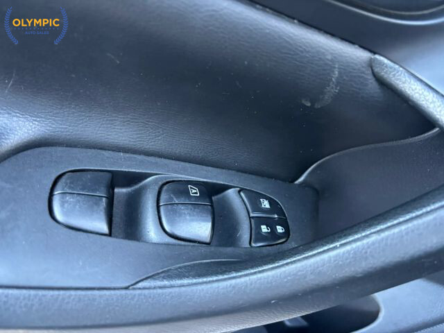 2017 Nissan Altima in Decatur, GA 30032 - 2142815 33