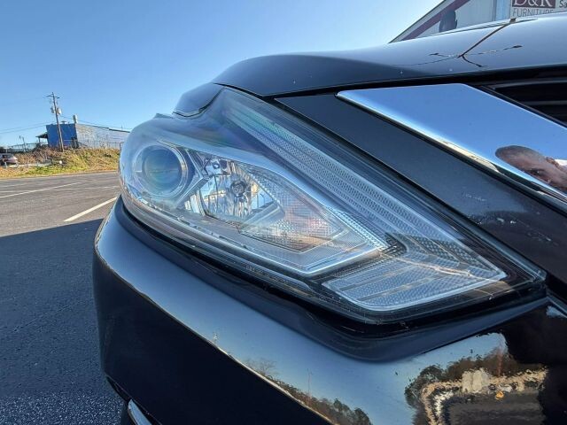 2017 Nissan Altima in Decatur, GA 30032 - 2142815 58