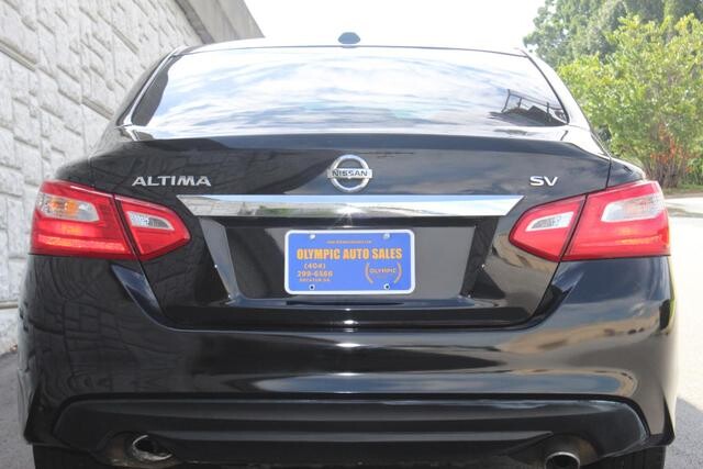2017 Nissan Altima in Decatur, GA 30032 - 2142815 90