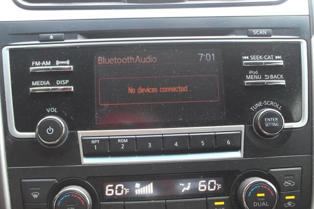 2017 Nissan Altima in Decatur, GA 30032 - 2142815 105