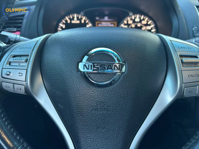 2017 Nissan Altima in Decatur, GA 30032 - 2142815 23