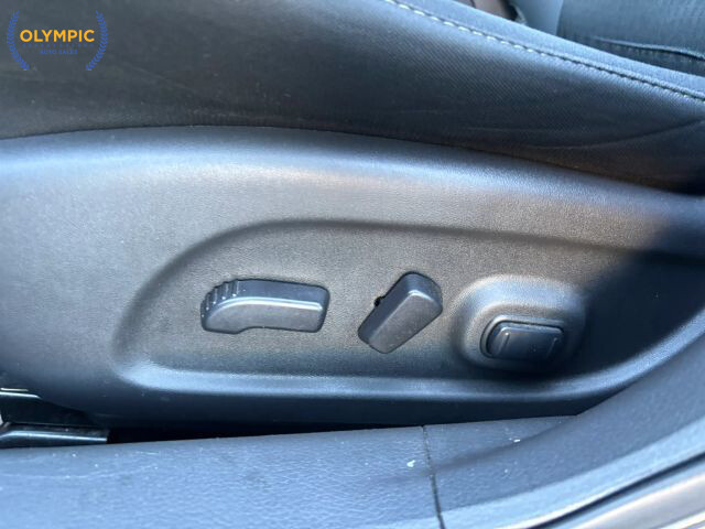 2017 Nissan Altima in Decatur, GA 30032 - 2142815 32