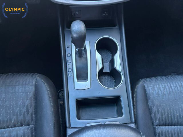 2017 Nissan Altima in Decatur, GA 30032 - 2142815 30