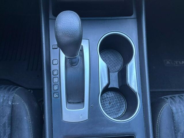 2017 Nissan Altima in Decatur, GA 30032 - 2142815 71