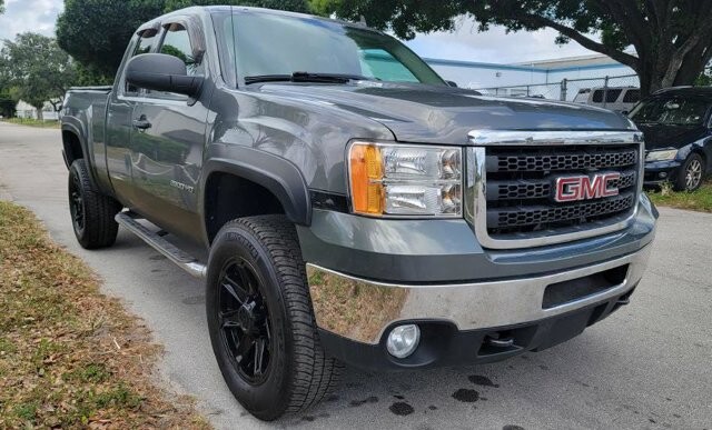 2011 GMC Sierra 2500 in Pompano Beach, FL 33064 - 2143279 8