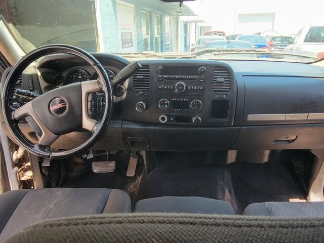 2011 GMC Sierra 2500 in Pompano Beach, FL 33064 - 2143279 14