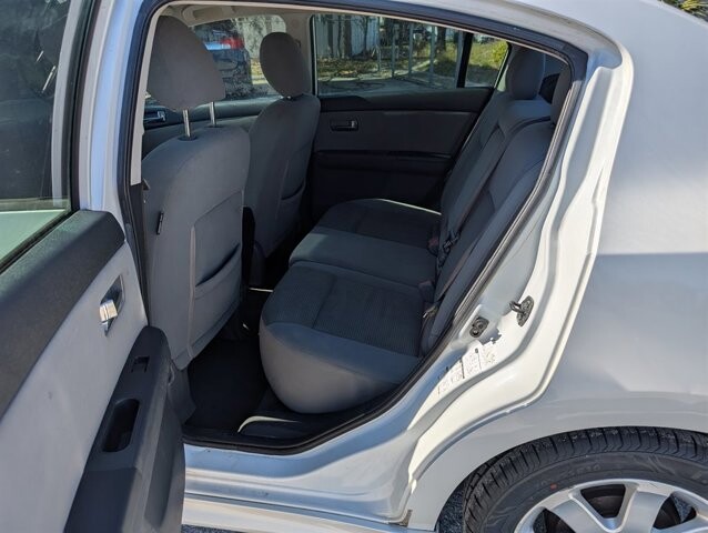 2010 Nissan Sentra in Hudson, FL 34669 - 2144142 27