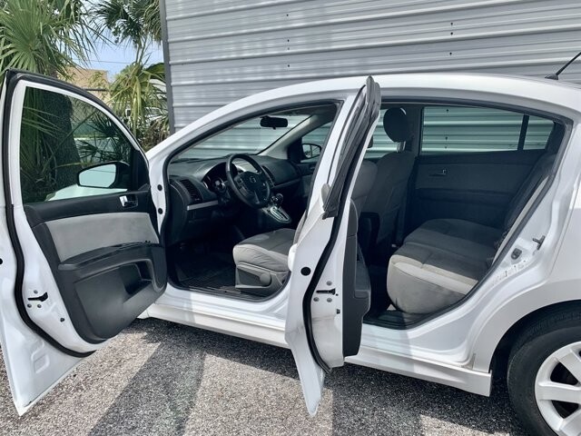 2010 Nissan Sentra in Hudson, FL 34669 - 2144142 9