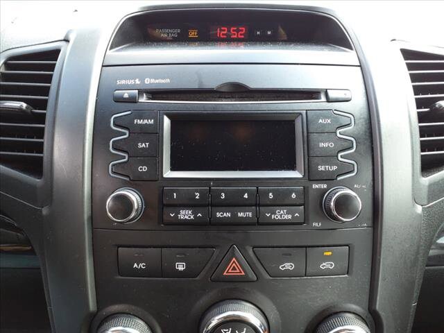 2011 Kia Sorento in Warren, OH 44484 - 2145416 8