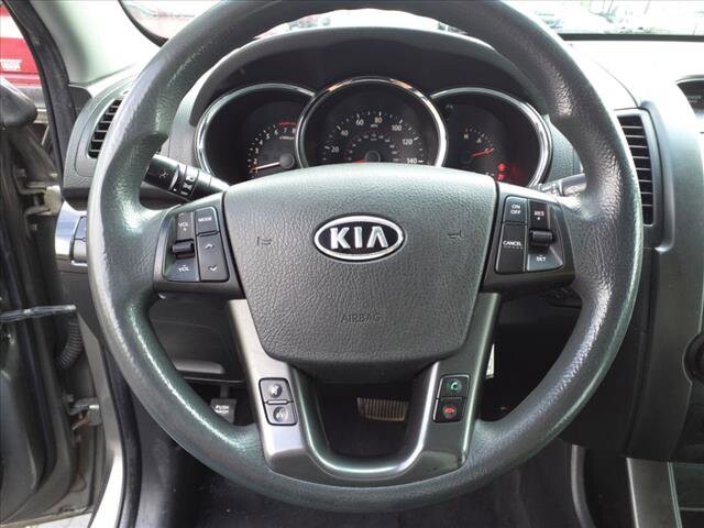 2011 Kia Sorento in Warren, OH 44484 - 2145416 11