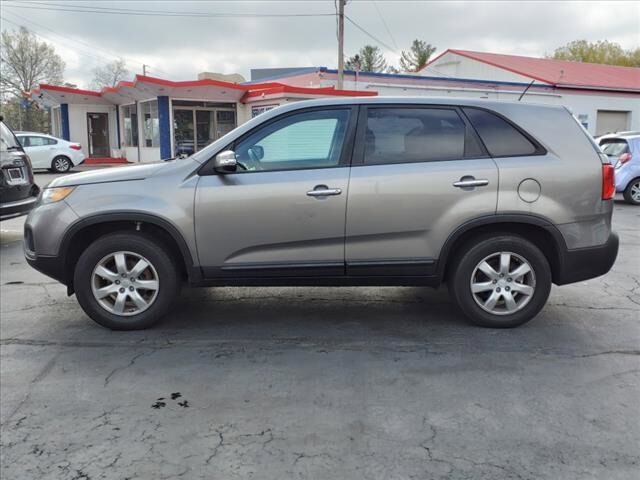 2011 Kia Sorento in Warren, OH 44484 - 2145416 2