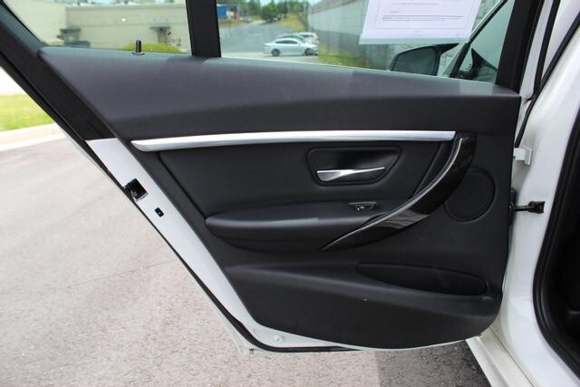 2017 BMW 330i in Decatur, GA 30032 - 2146708 82