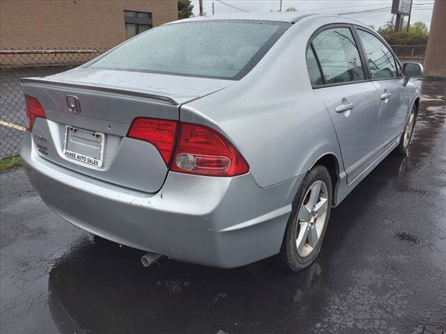 2007 Honda Civic in Warren, OH 44484 - 2147564 3