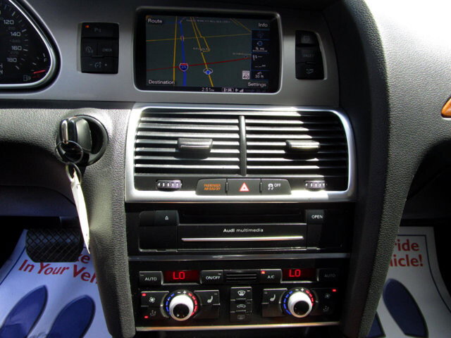 2015 Audi Q7 in Tampa, FL 33604-6914 - 2147567 42