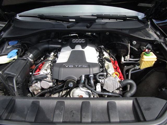 2015 Audi Q7 in Tampa, FL 33604-6914 - 2147567 27