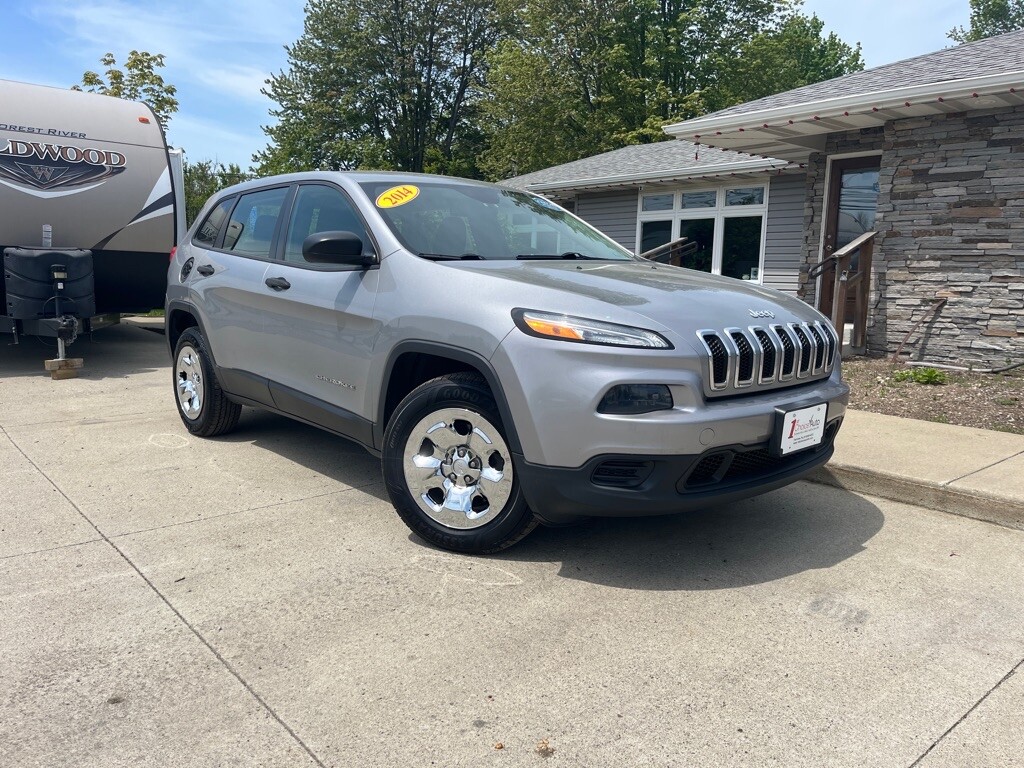 2014 Jeep Cherokee in Fairview, PA 16415 - 2148942