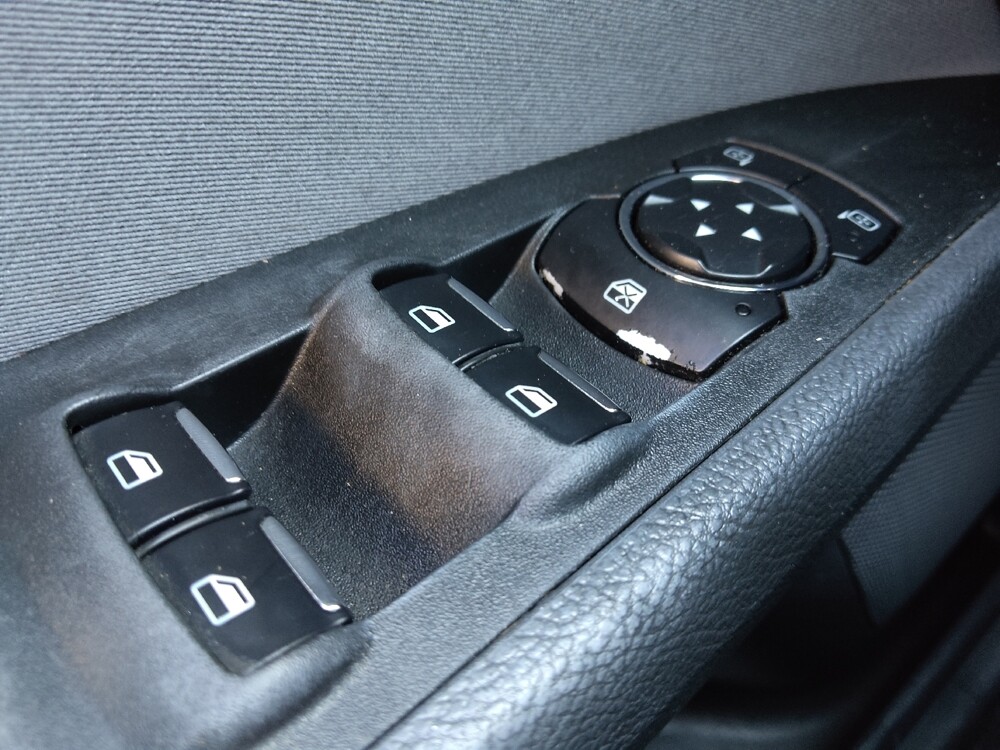 2016 Ford Fusion in Chandler, AZ 85225 - 2150105 27