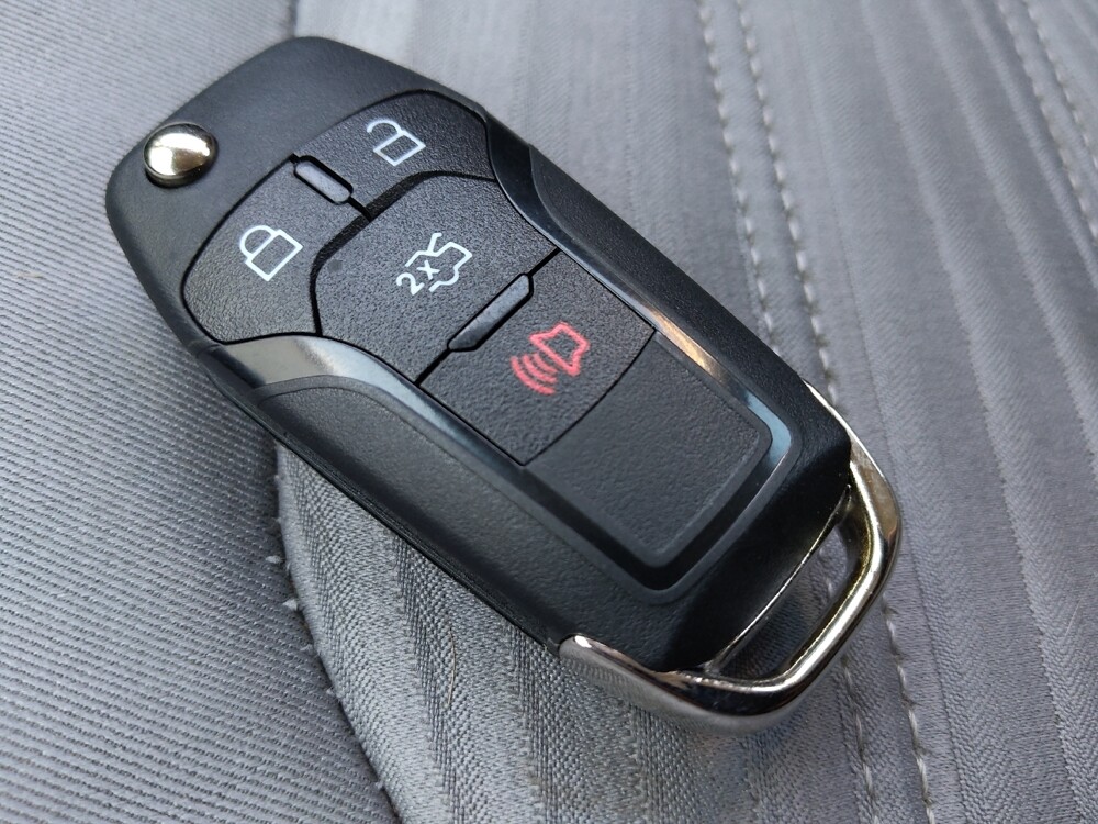 2016 Ford Fusion in Chandler, AZ 85225 - 2150105 32