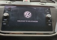 2018 Volkswagen Tiguan in Cicero, IL 60804 - 2150151 25