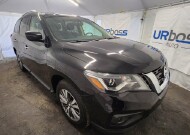 2018 Nissan Pathfinder in Cicero, IL 60804 - 2150154 10