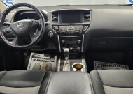 2018 Nissan Pathfinder in Cicero, IL 60804 - 2150154 20