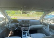 2012 Toyota Highlander in Blauvelt, NY 10913-1169 - 2150808 79
