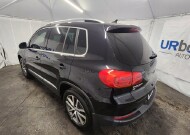 2016 Volkswagen Tiguan in Cicero, IL 60804 - 2151016 4