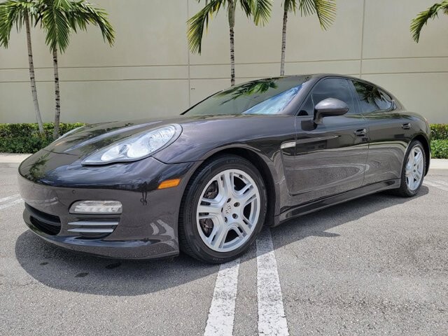 2011 Porsche Panamera in Pompano Beach, FL 33064 - 2151034 3