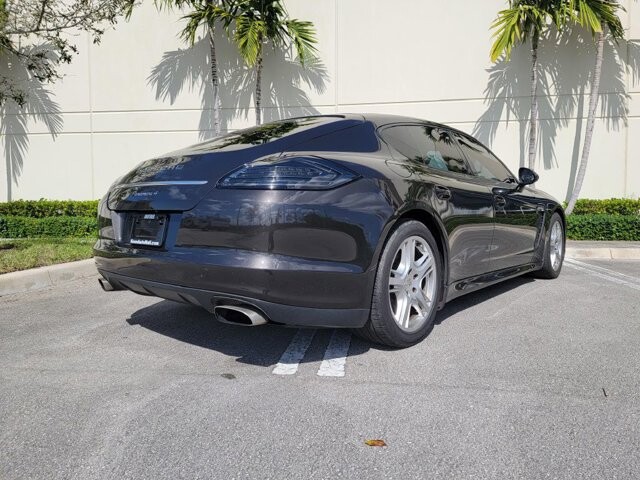 2011 Porsche Panamera in Pompano Beach, FL 33064 - 2151034 10