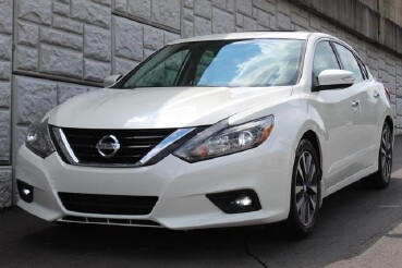 2017 Nissan Altima in Decatur, GA 30032
