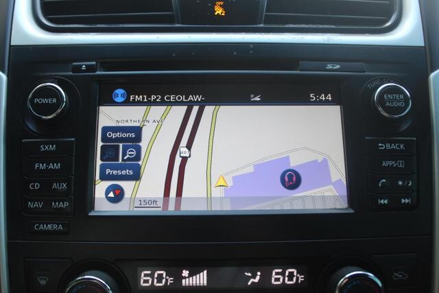 2017 Nissan Altima in Decatur, GA 30032 - 2151050 65