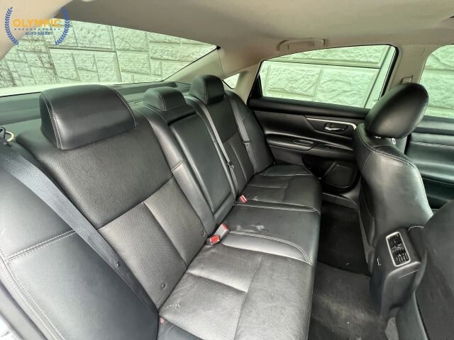 2017 Nissan Altima in Decatur, GA 30032 - 2151050 41