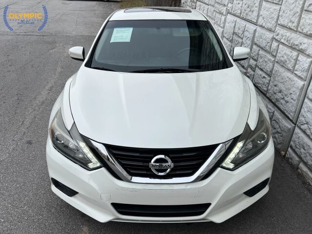 2017 Nissan Altima in Decatur, GA 30032 - 2151050 2