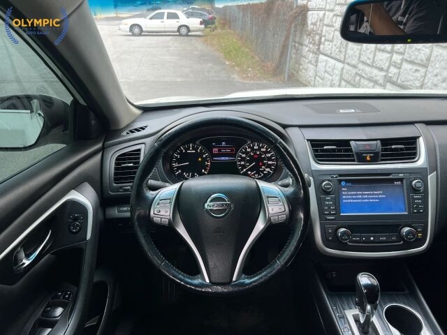 2017 Nissan Altima in Decatur, GA 30032 - 2151050 22