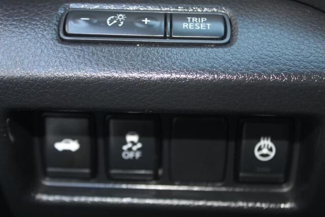 2017 Nissan Altima in Decatur, GA 30032 - 2151050 68