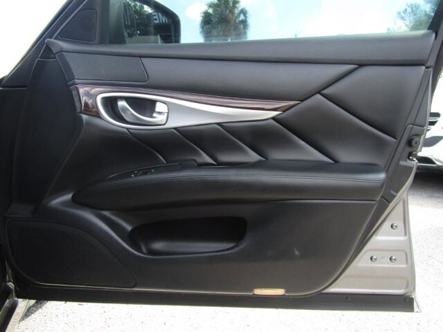 2012 INFINITI M37 in Tampa, FL 33604-6914 - 2151431 20