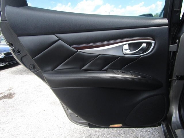2012 INFINITI M37 in Tampa, FL 33604-6914 - 2151431 21