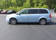 2013 Chrysler Town & Country in Warren, OH 44484 - 2155414 2